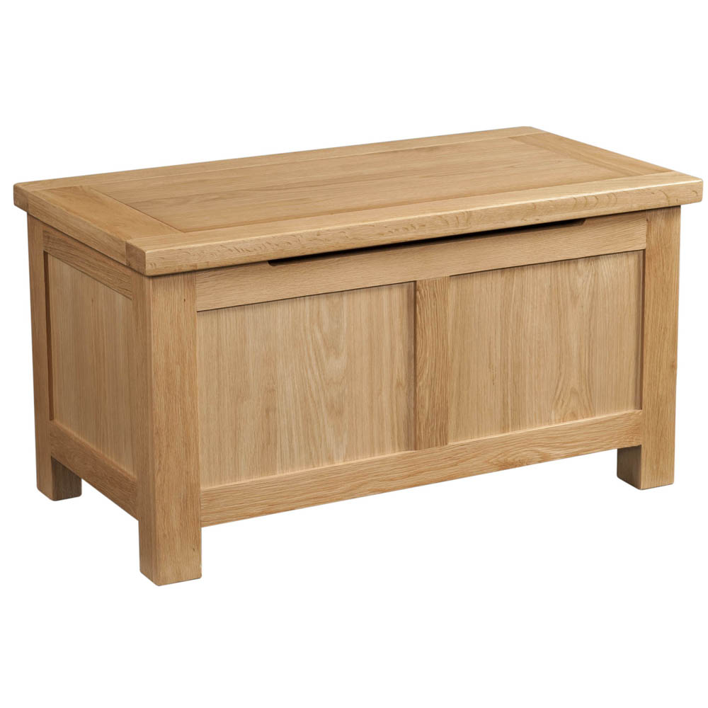 Dorchester Oak Blanket Box